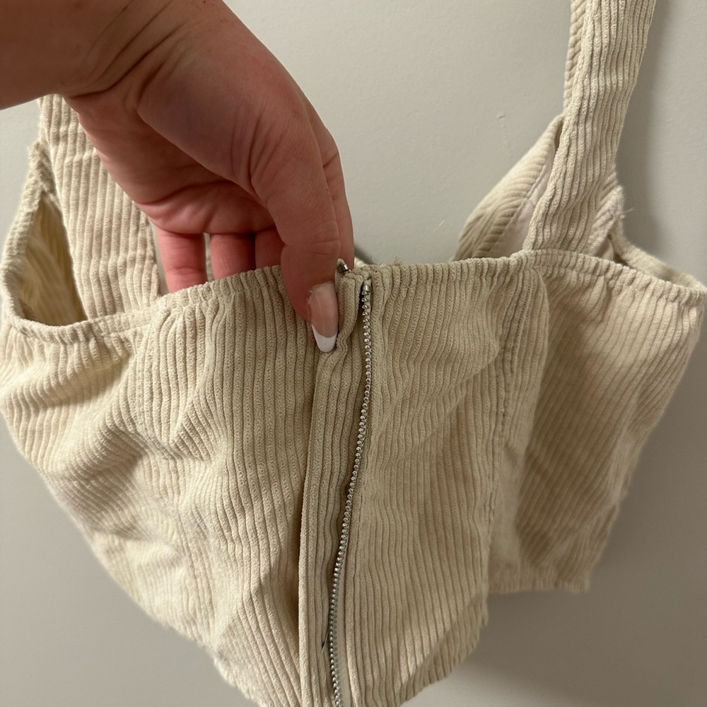 Cream Ribbed Crop Top - Picture 4 of 6
